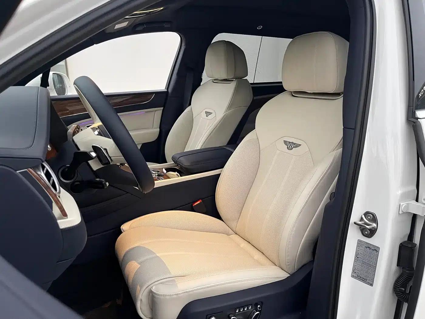 Bentayga 2026 4.0T V8 Long Wheelbase — миниатюра 8