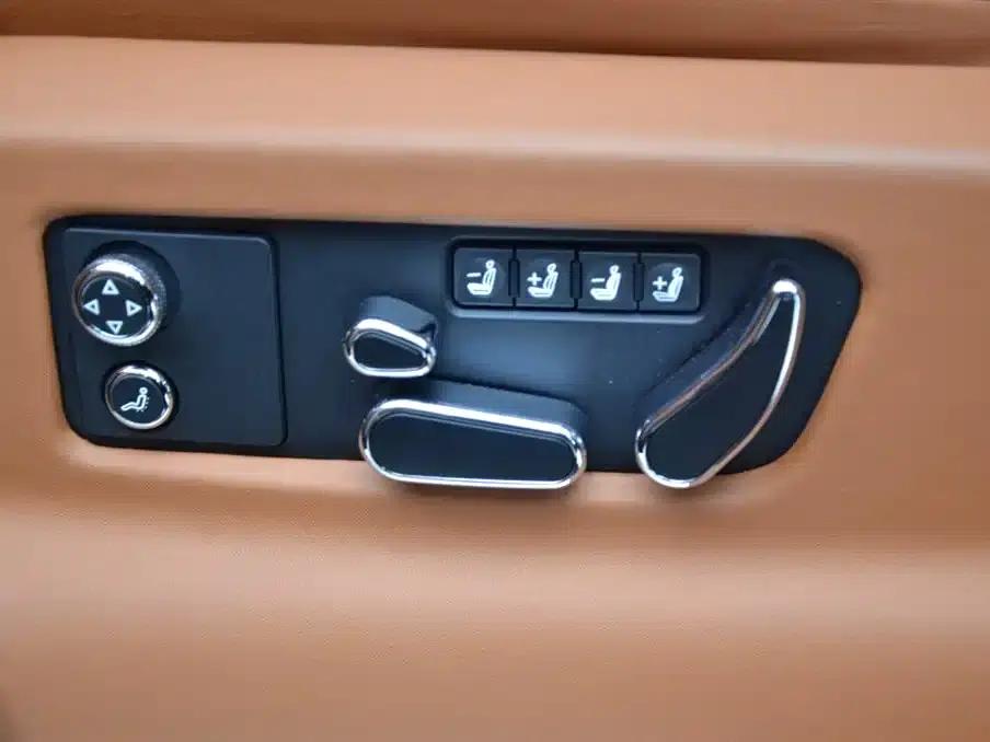 Bentayga 2022 4.0T V8 — миниатюра 6