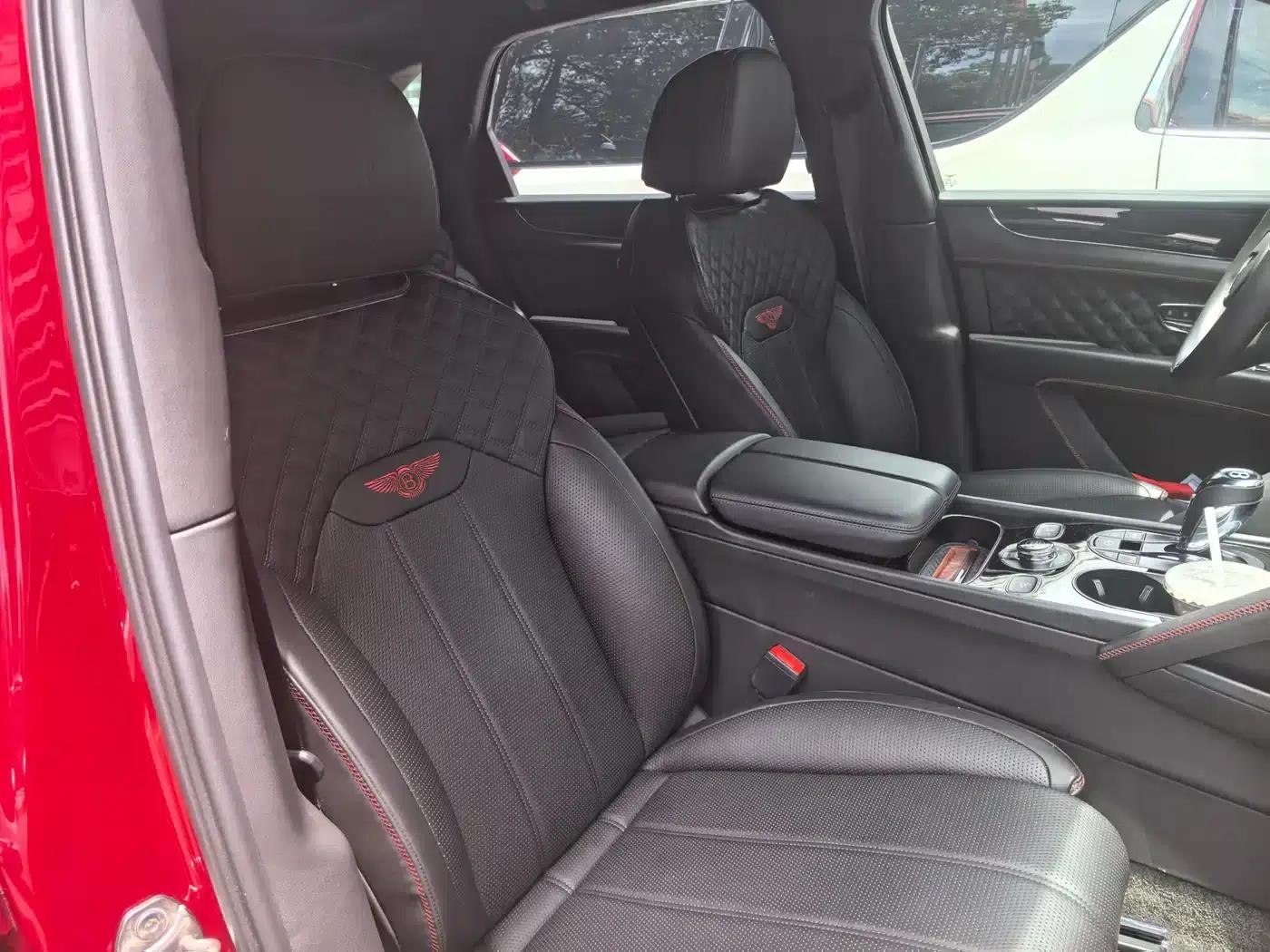 Bentayga 2021 4.0T V8 — миниатюра 10