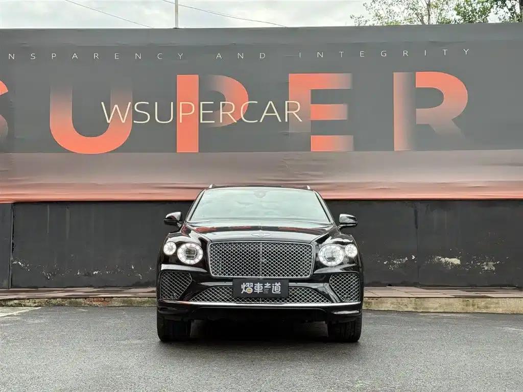 Bentayga 2022 4.0T V8 — миниатюра 2