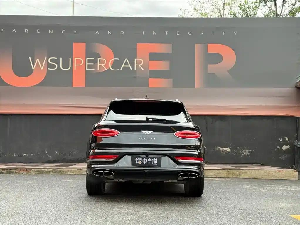 Bentayga 2022 4.0T V8 — миниатюра 4