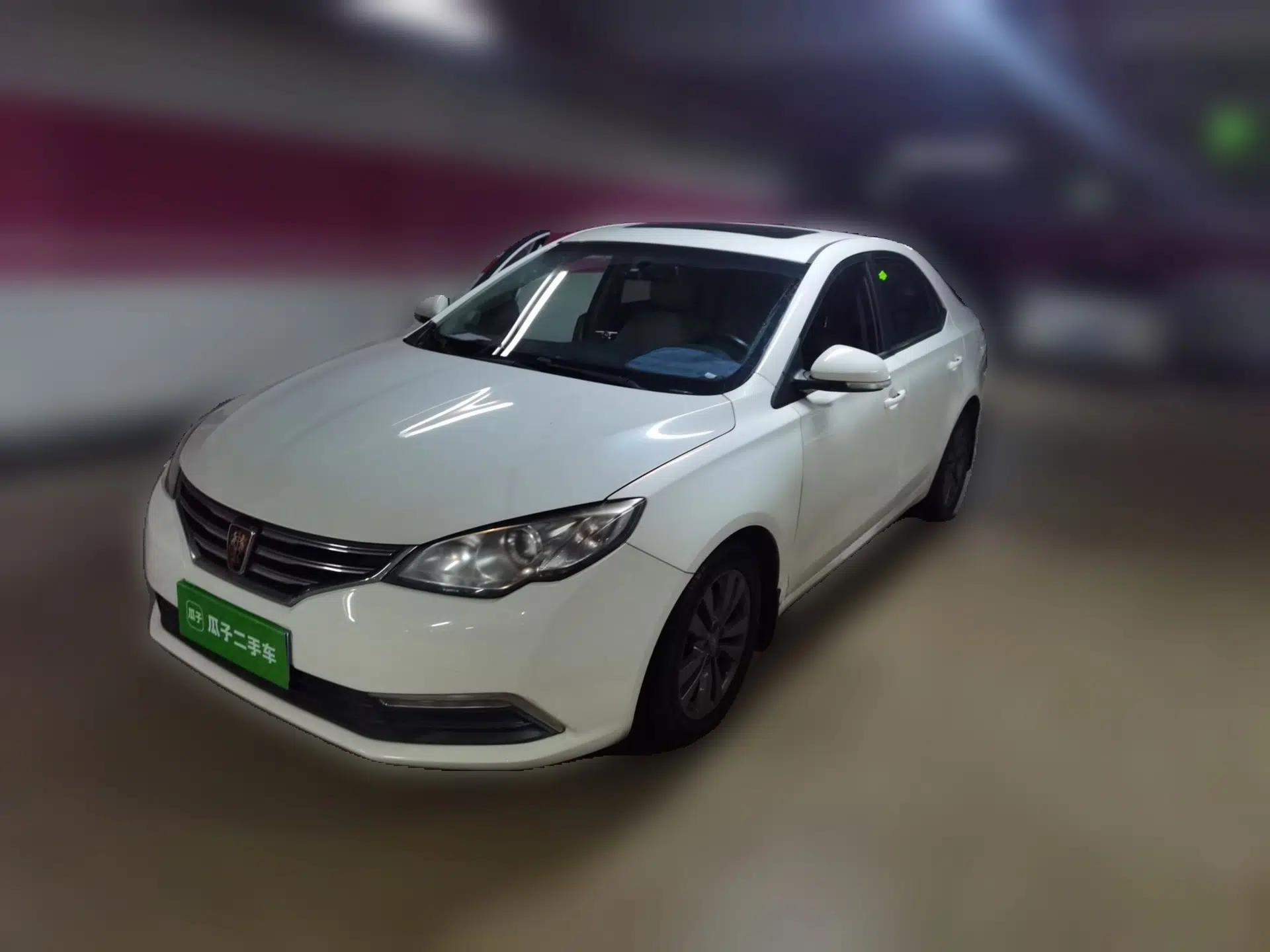 Roewe 360 2015 20T TST Deluxe Edition — миниатюра 1