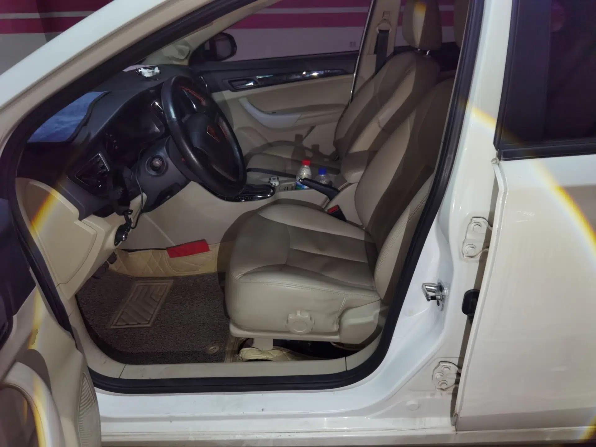 Roewe 360 2015 20T TST Deluxe Edition — миниатюра 15