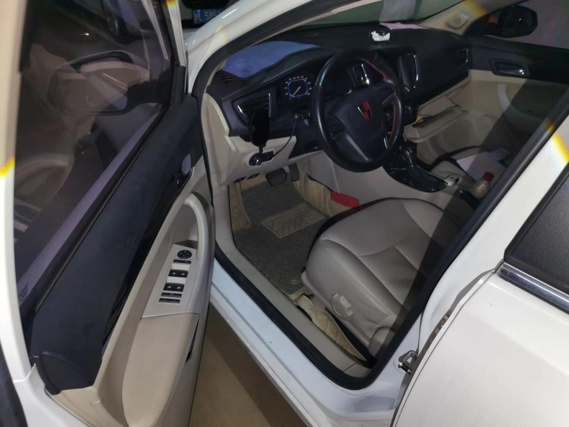 Roewe 360 2015 20T TST Deluxe Edition — миниатюра 16
