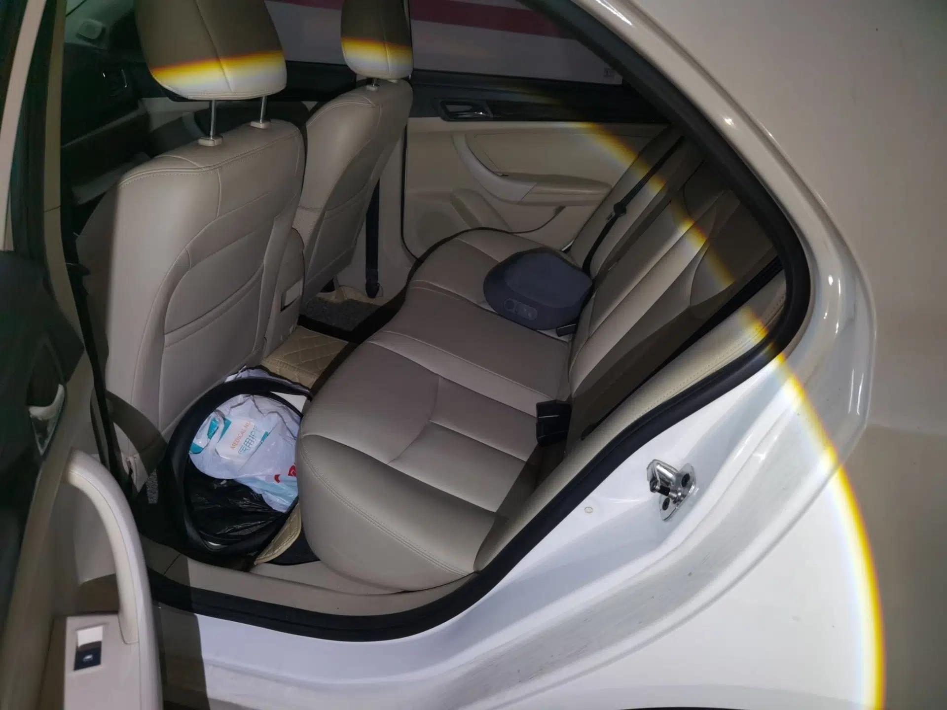 Roewe 360 2015 20T TST Deluxe Edition — миниатюра 17