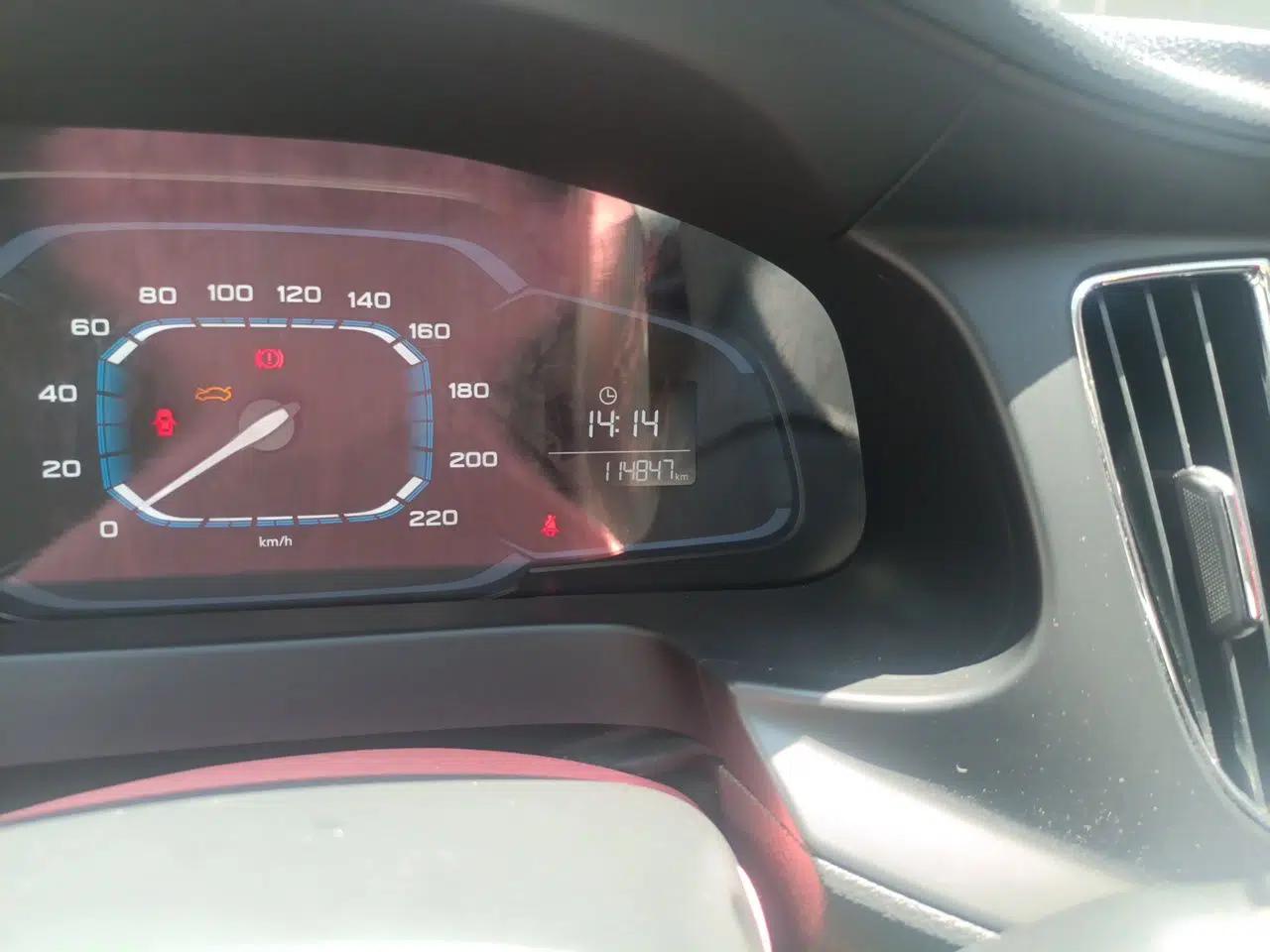 Roewe 360 2015 1.5L Manual Luxury Edition — миниатюра 12