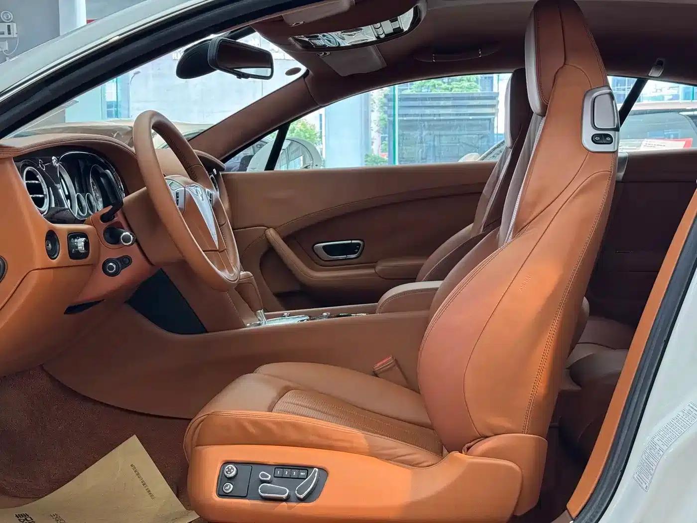 2012 Continental 4.0T GT V8 — миниатюра 12
