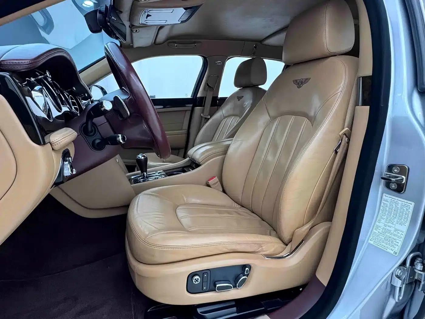 Mulsanne 2011 6.8T Luxury Edition — миниатюра 18
