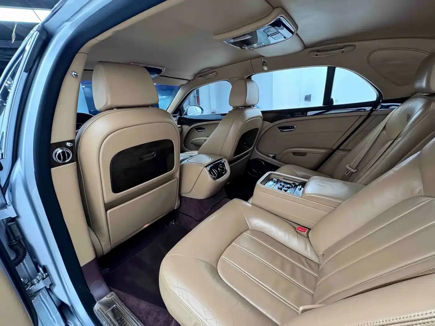 Mulsanne 2011 6.8T Luxury Edition — миниатюра 22