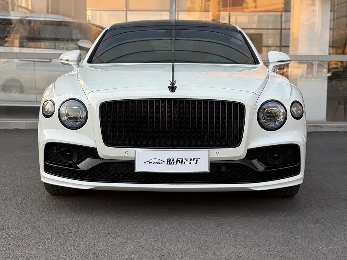 2022 Flying Spur Plug-in Hybrid 2.9T V6 — миниатюра 2