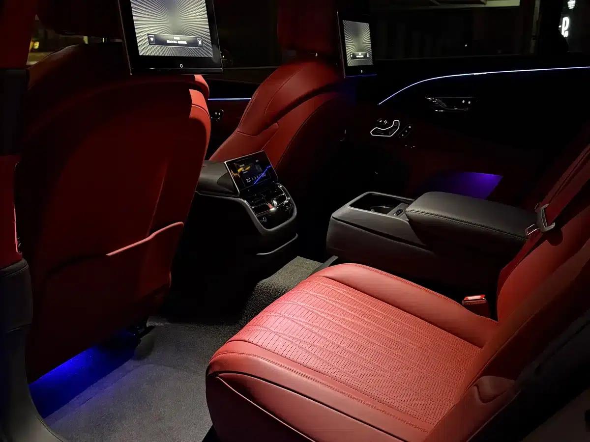 2022 Flying Spur Plug-in Hybrid 2.9T V6 — миниатюра 7