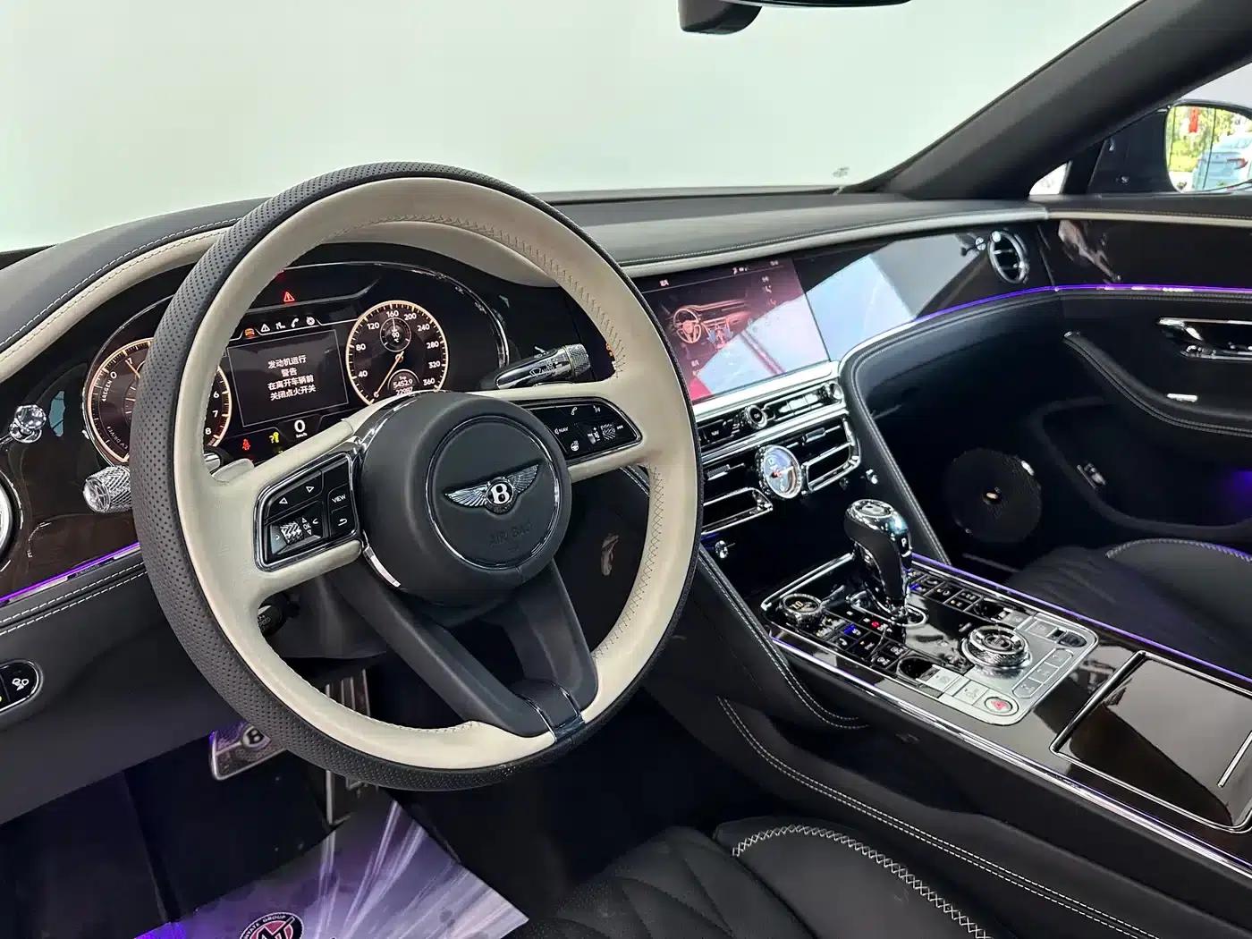 2022 Flying Spur Plug-in Hybrid 2.9T V6 — миниатюра 20