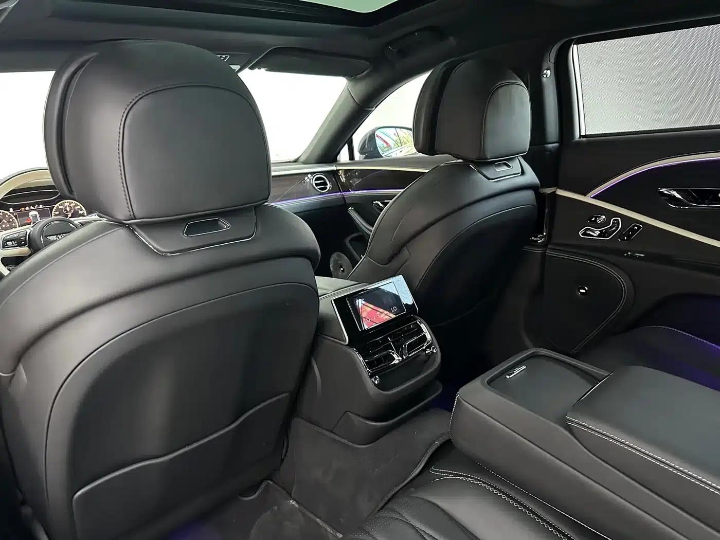 2022 Flying Spur Plug-in Hybrid 2.9T V6 — миниатюра 25