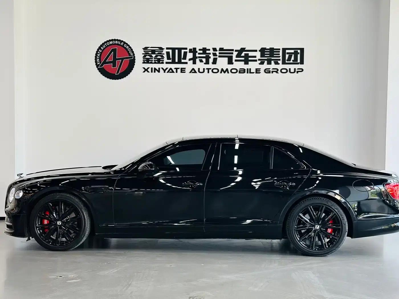 2022 Flying Spur Plug-in Hybrid 2.9T V6 — миниатюра 4