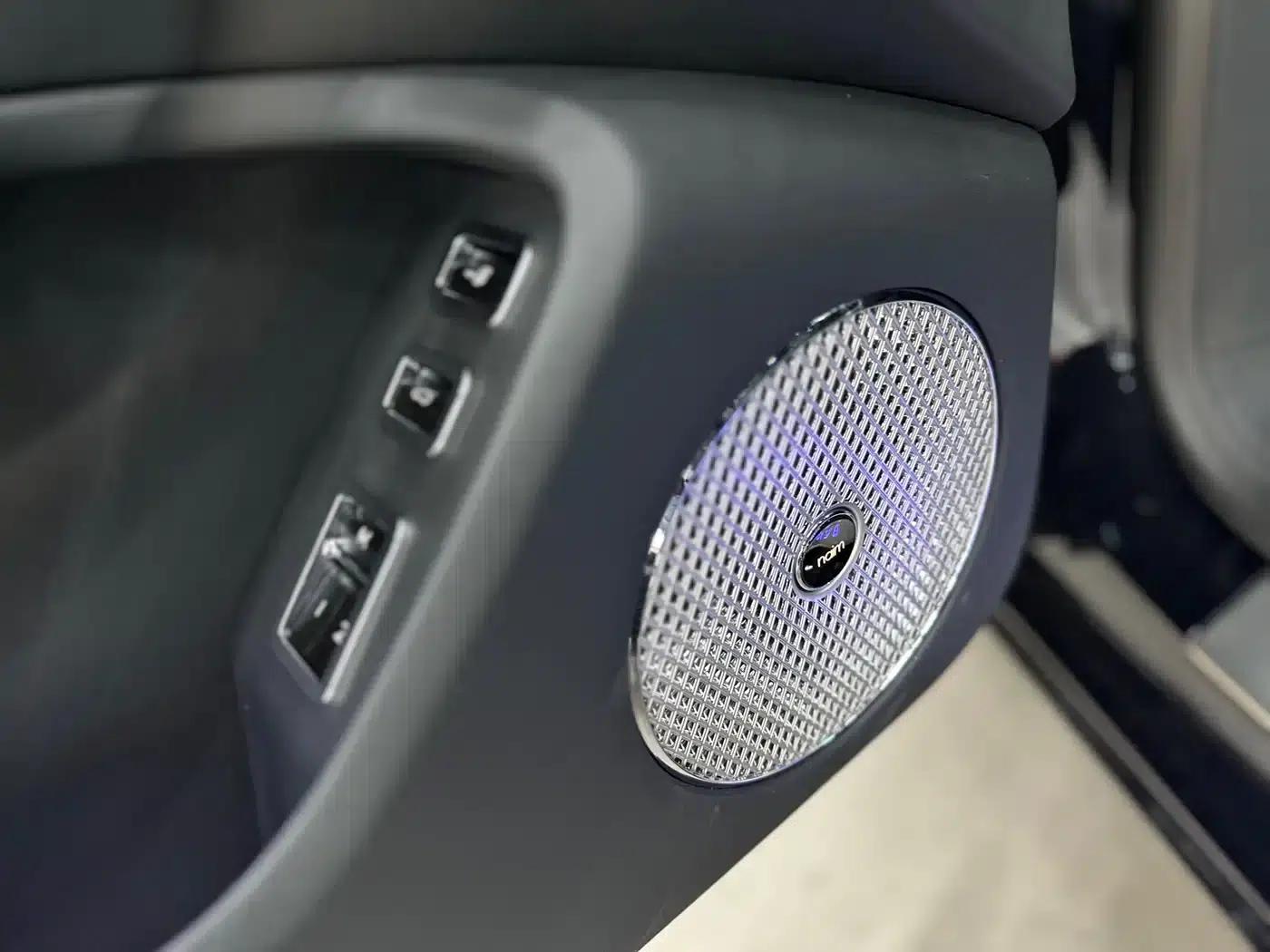 2022 Flying Spur Plug-in Hybrid 2.9T V6 — миниатюра 8
