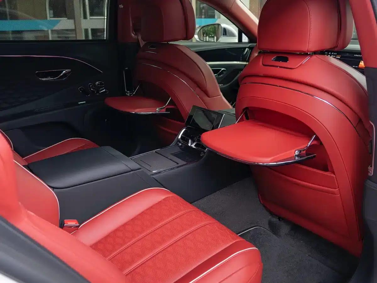 Flying Spur Plug-in Hybrid 2025 4.0T V8 Mulliner — миниатюра 22