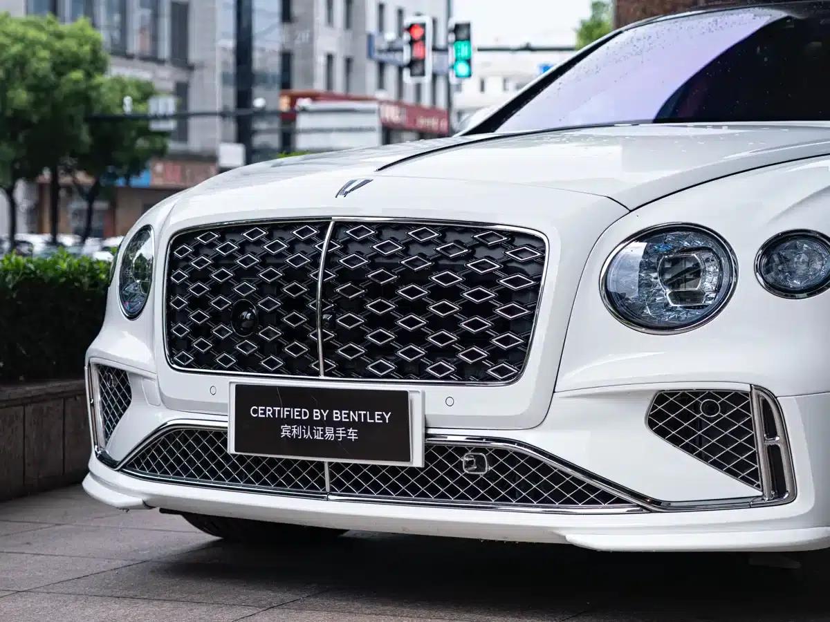Flying Spur Plug-in Hybrid 2025 4.0T V8 Mulliner — миниатюра 5