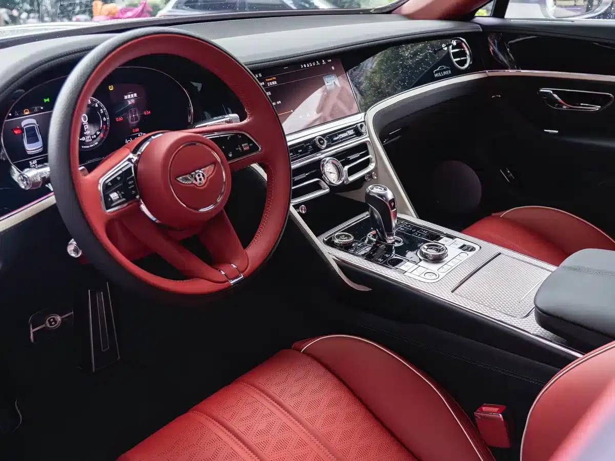 Flying Spur Plug-in Hybrid 2025 4.0T V8 Mulliner — миниатюра 9