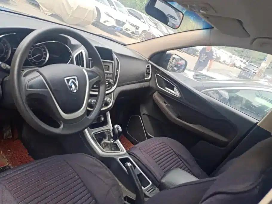 Baojun 560 2016 1.8L Manual Value Edition — миниатюра 12