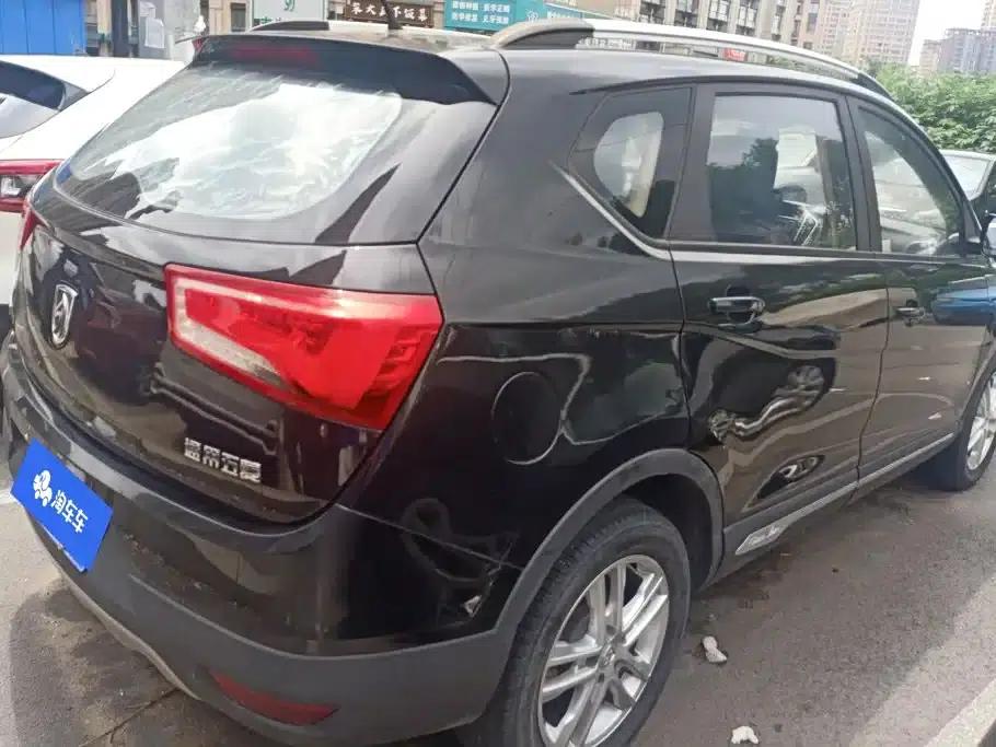 Baojun 560 2016 1.8L Manual Value Edition — миниатюра 3