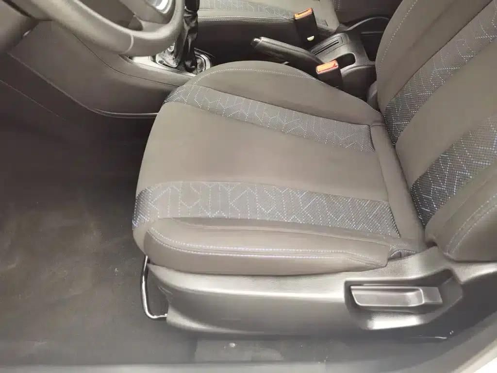 Baojun 310 2020 1.2L Manual Comfort Model — миниатюра 20
