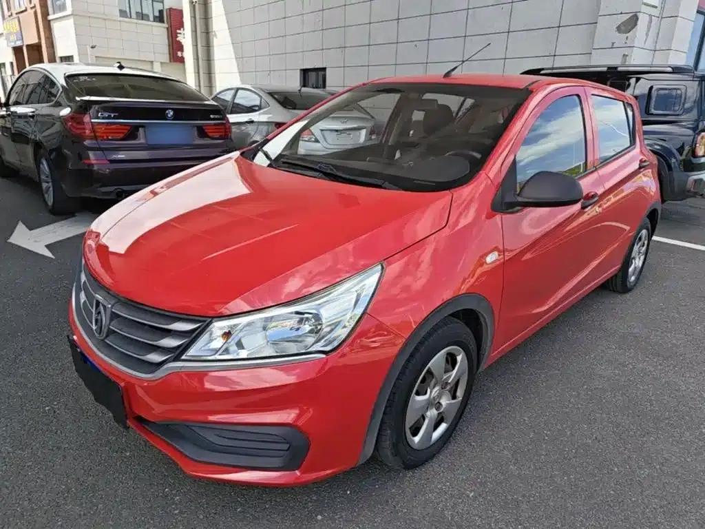 Baojun 310 2016 1.2L Manual Value Edition — миниатюра 2