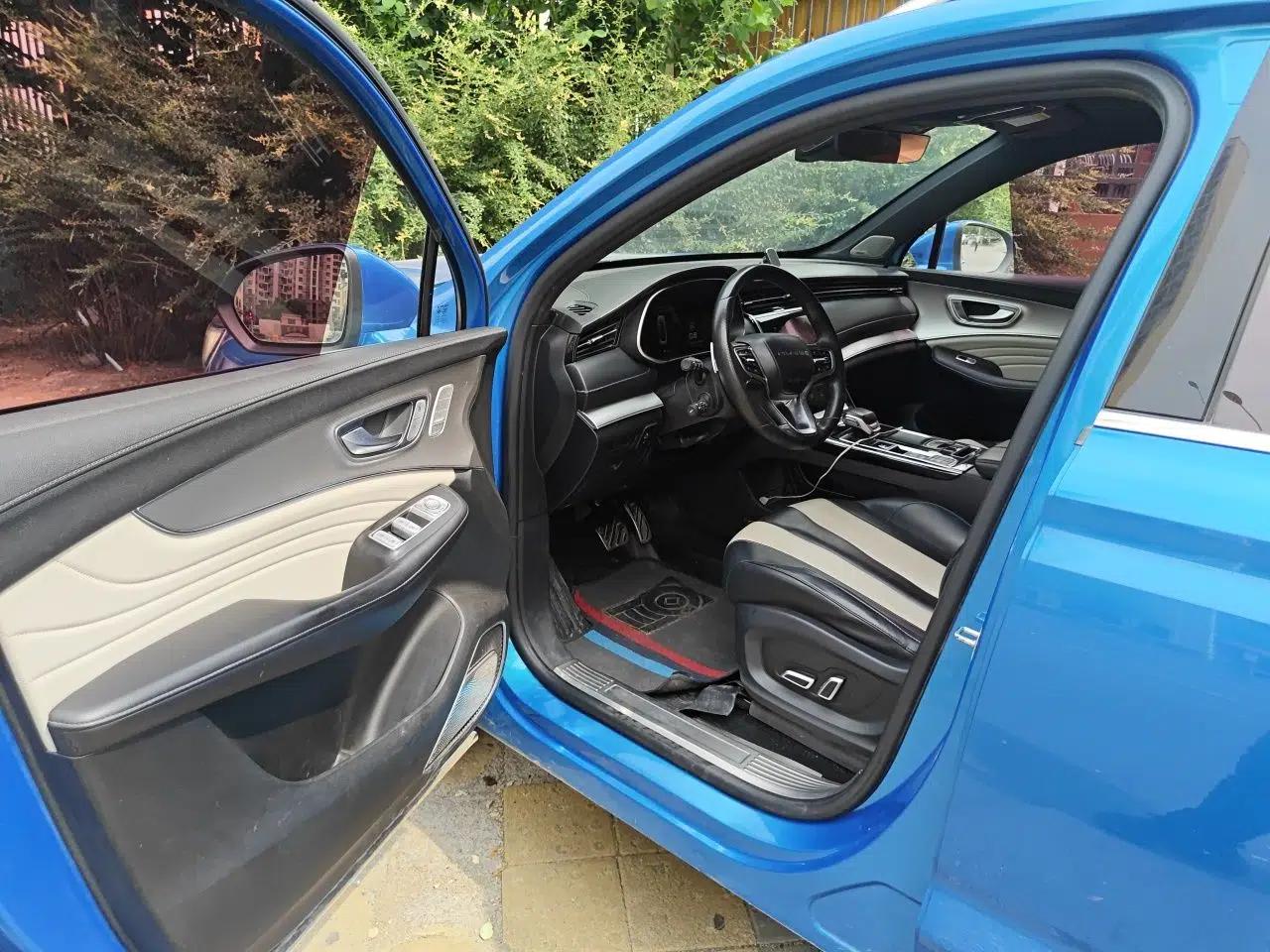 Roewe RX5 MAX 2019 400TGI Automatic Smart Cabin Flagship Edition — миниатюра 16