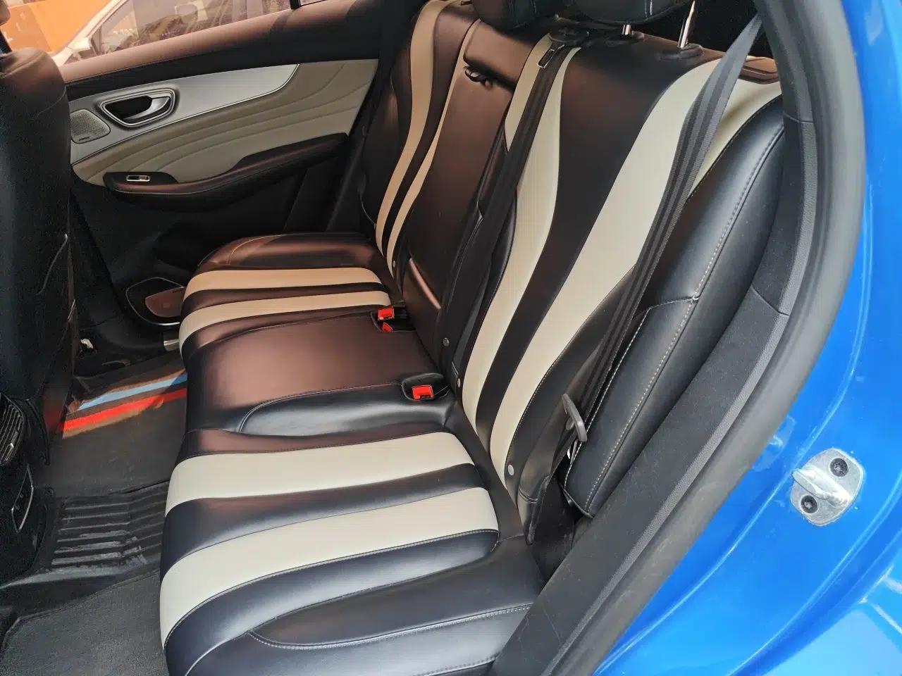 Roewe RX5 MAX 2019 400TGI Automatic Smart Cabin Flagship Edition — миниатюра 17