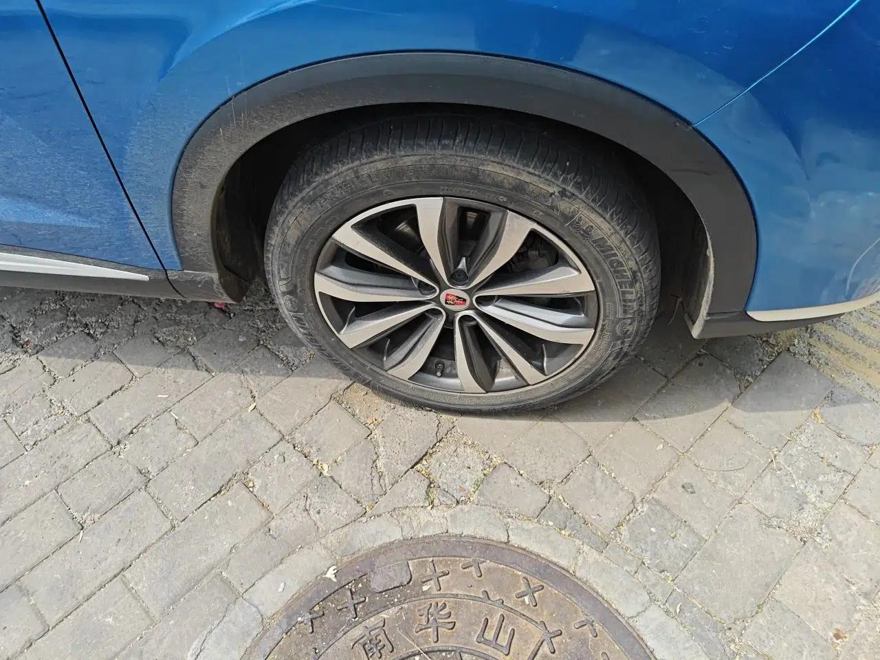 Roewe RX5 MAX 2019 400TGI Automatic Smart Cabin Flagship Edition — миниатюра 8