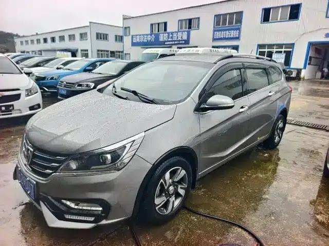Baojun 310W 2017 1.5L Manual Deluxe Edition (National V Emission Standard)