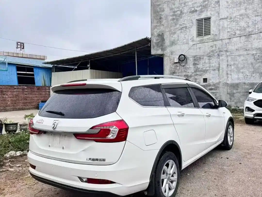 Baojun 310W 2017 1.5L Manual Fashion Edition (National V Emission Standard) — миниатюра 4