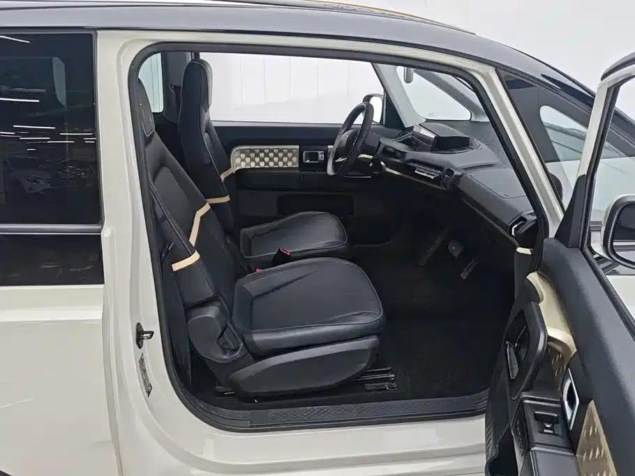 Baojun KiWi EV 2021 Artist Edition Ternary Lithium — миниатюра 8