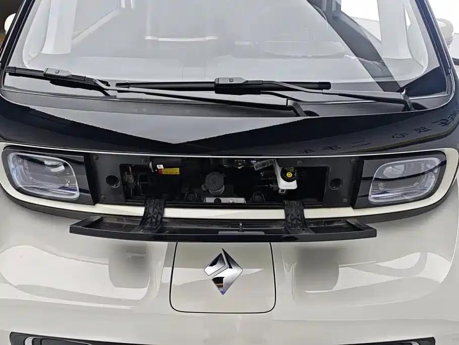 Baojun KiWi EV 2021 Artist Edition Ternary Lithium — миниатюра 10