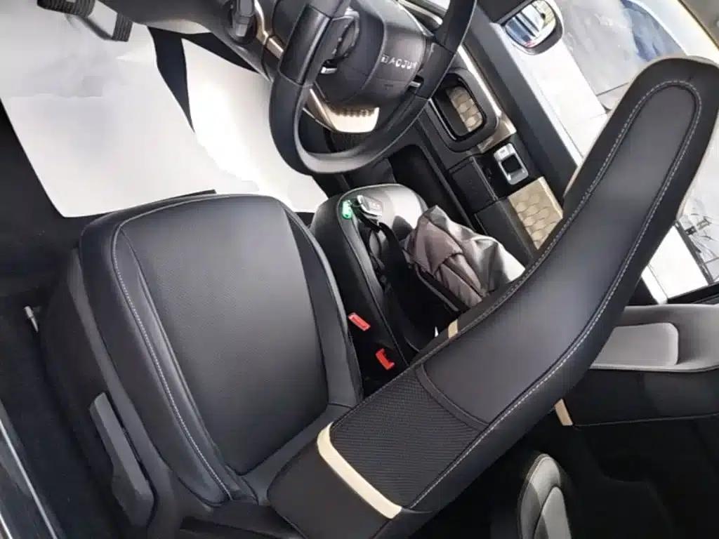Baojun KiWi EV 2021 Artist Edition Lithium Iron Phosphate — миниатюра 15