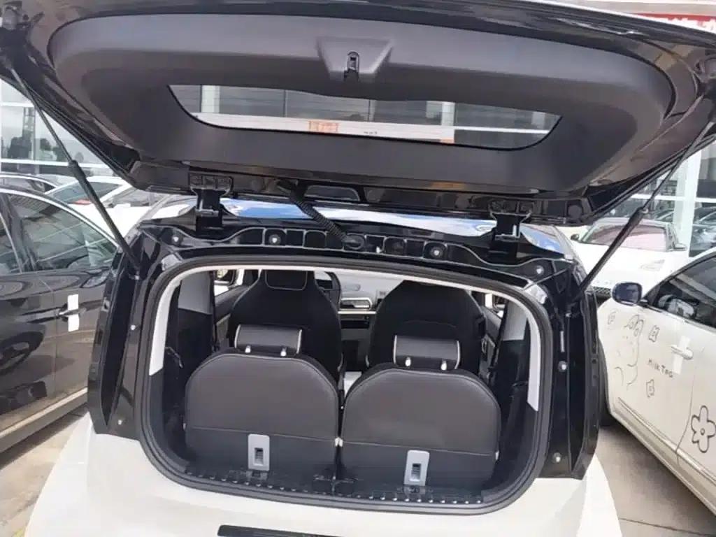 Baojun KiWi EV 2021 Artist Edition Lithium Iron Phosphate — миниатюра 19