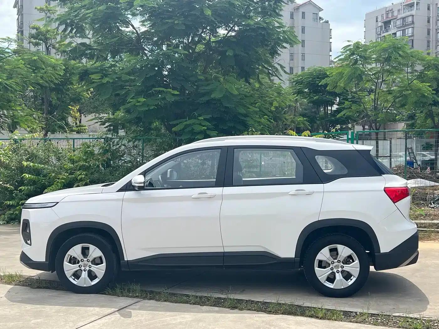 Baojun 530 2020 1.5T Manual Comfort 7-seater — миниатюра 3
