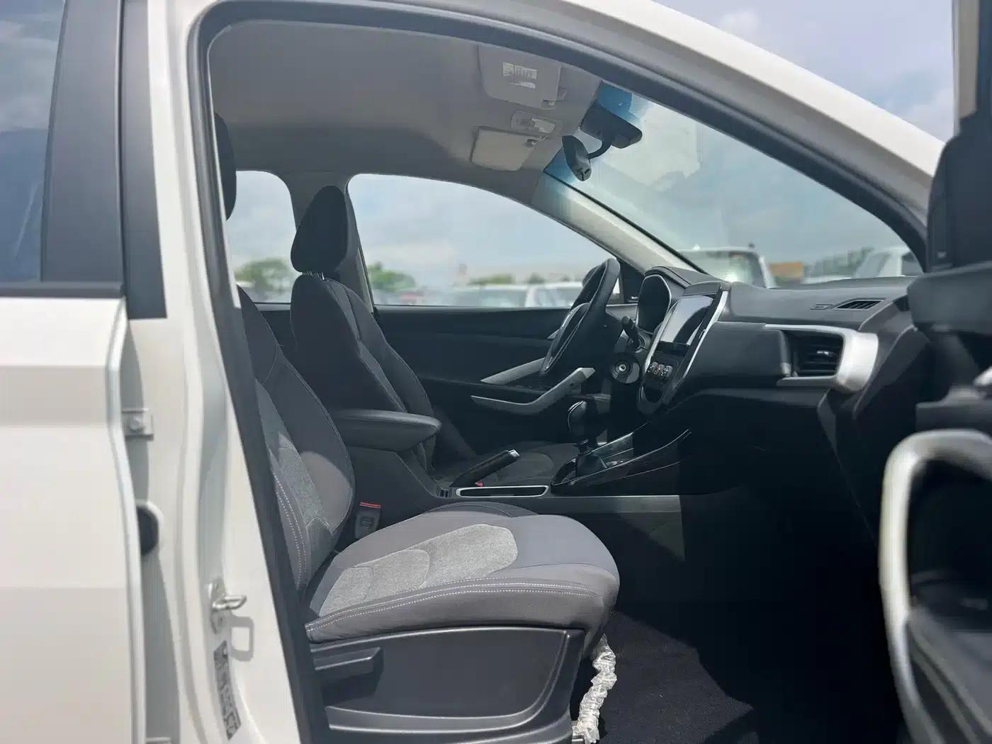 Baojun 530 2020 1.5T Manual Comfort 7-seater — миниатюра 7