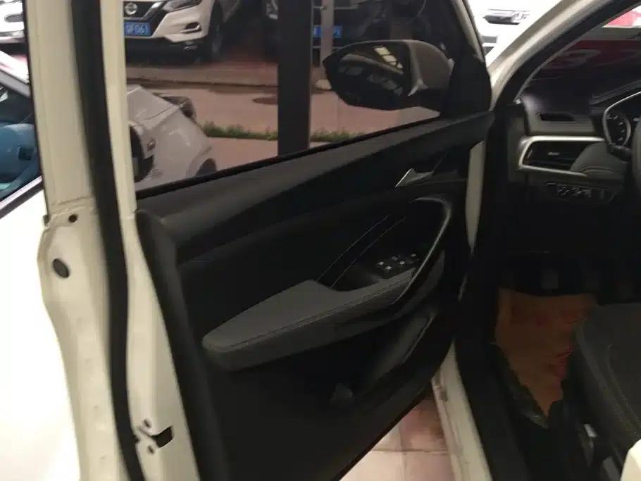 Baojun 530 2018 1.5T Manual Comfort Model (National V Emission Standard) — миниатюра 7