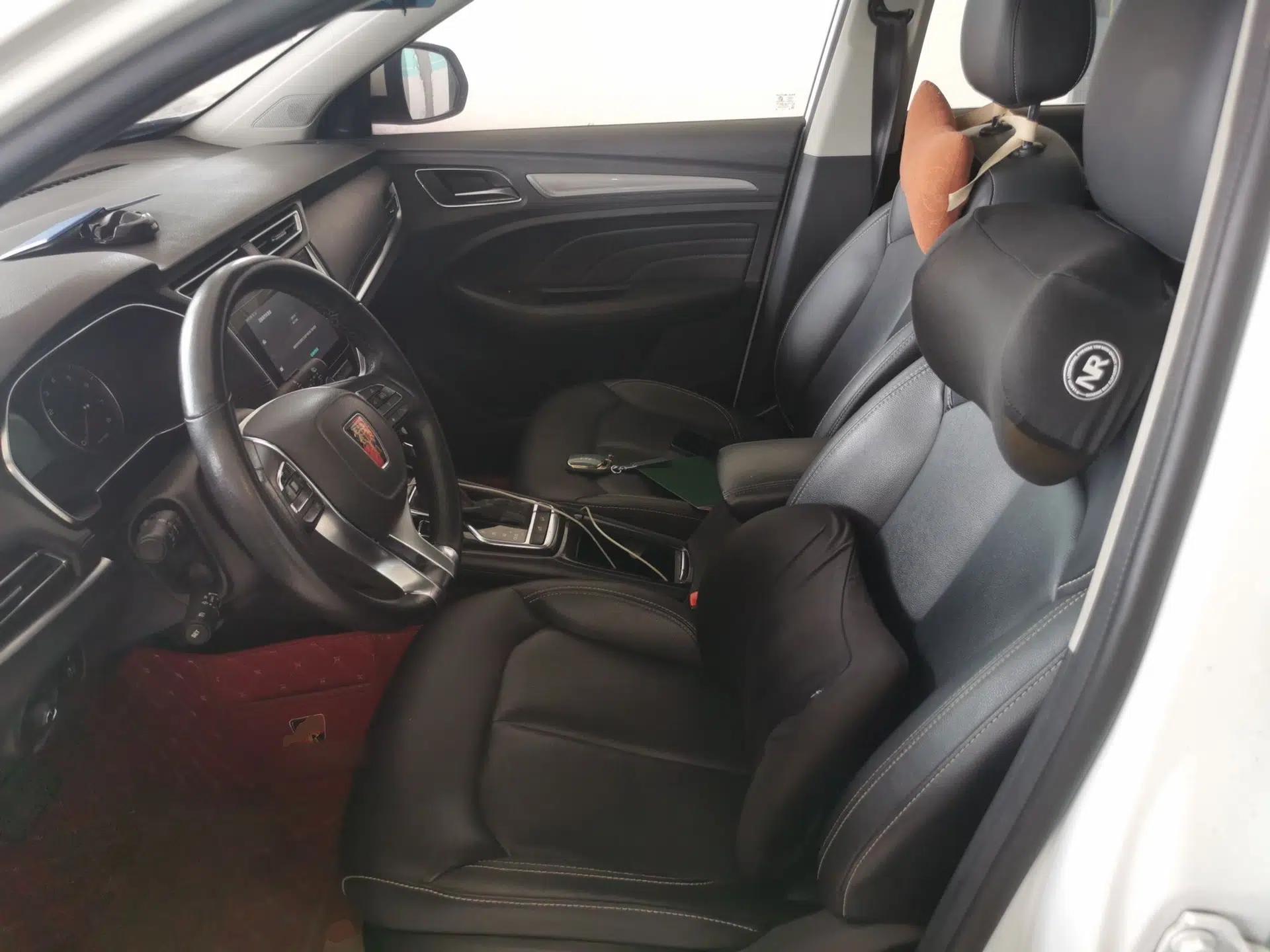 Roewe RX3 2018 1.6L CVT Internet Smart Edition — миниатюра 15