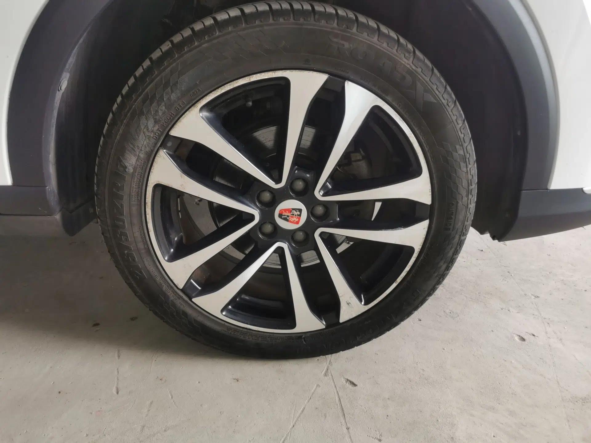 Roewe RX3 2018 1.6L CVT Internet Smart Edition — миниатюра 8