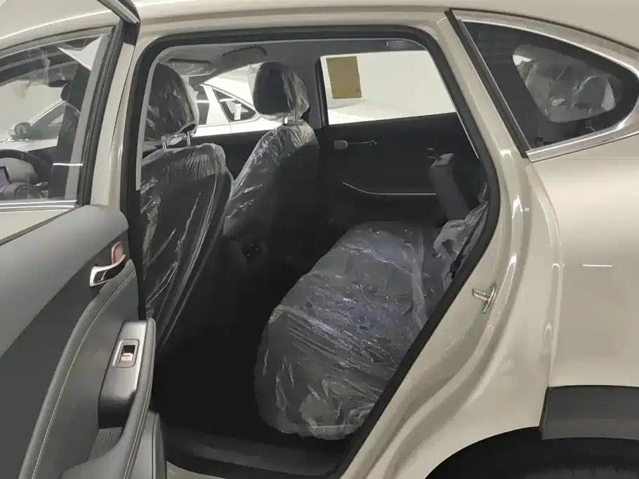 Baojun Yunhai 2026 500km Pure Electric Version — миниатюра 11
