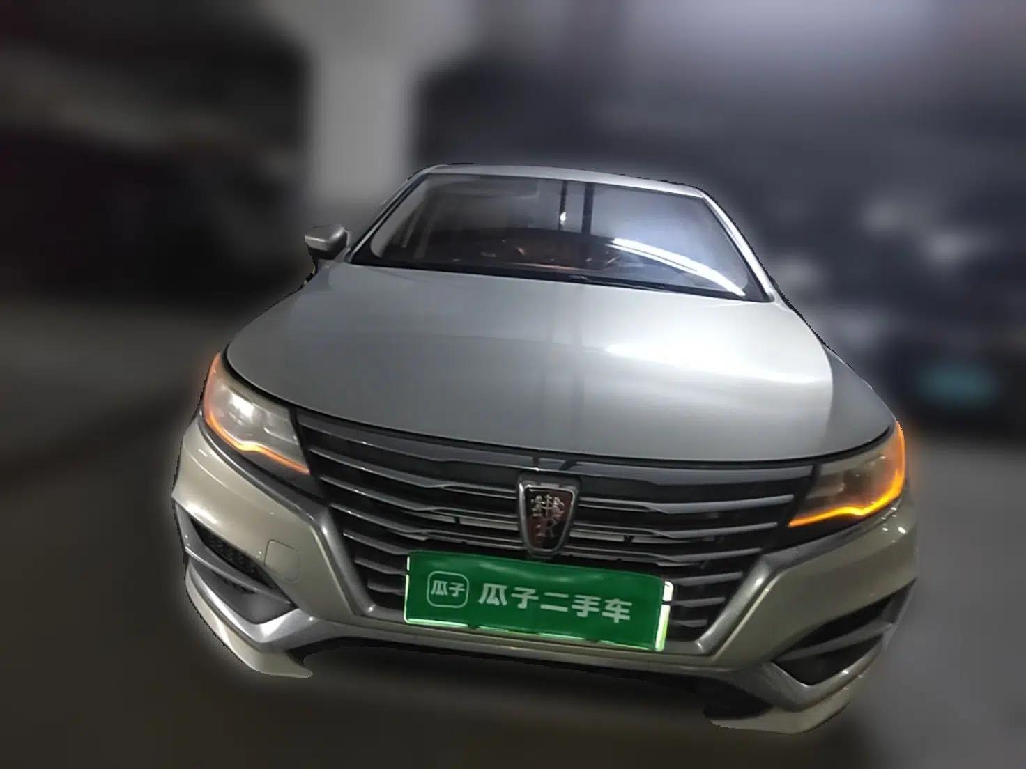 Roewe i6 New Energy 2017 45T Hybrid Connect & Smart Enjoyment Edition — миниатюра 2