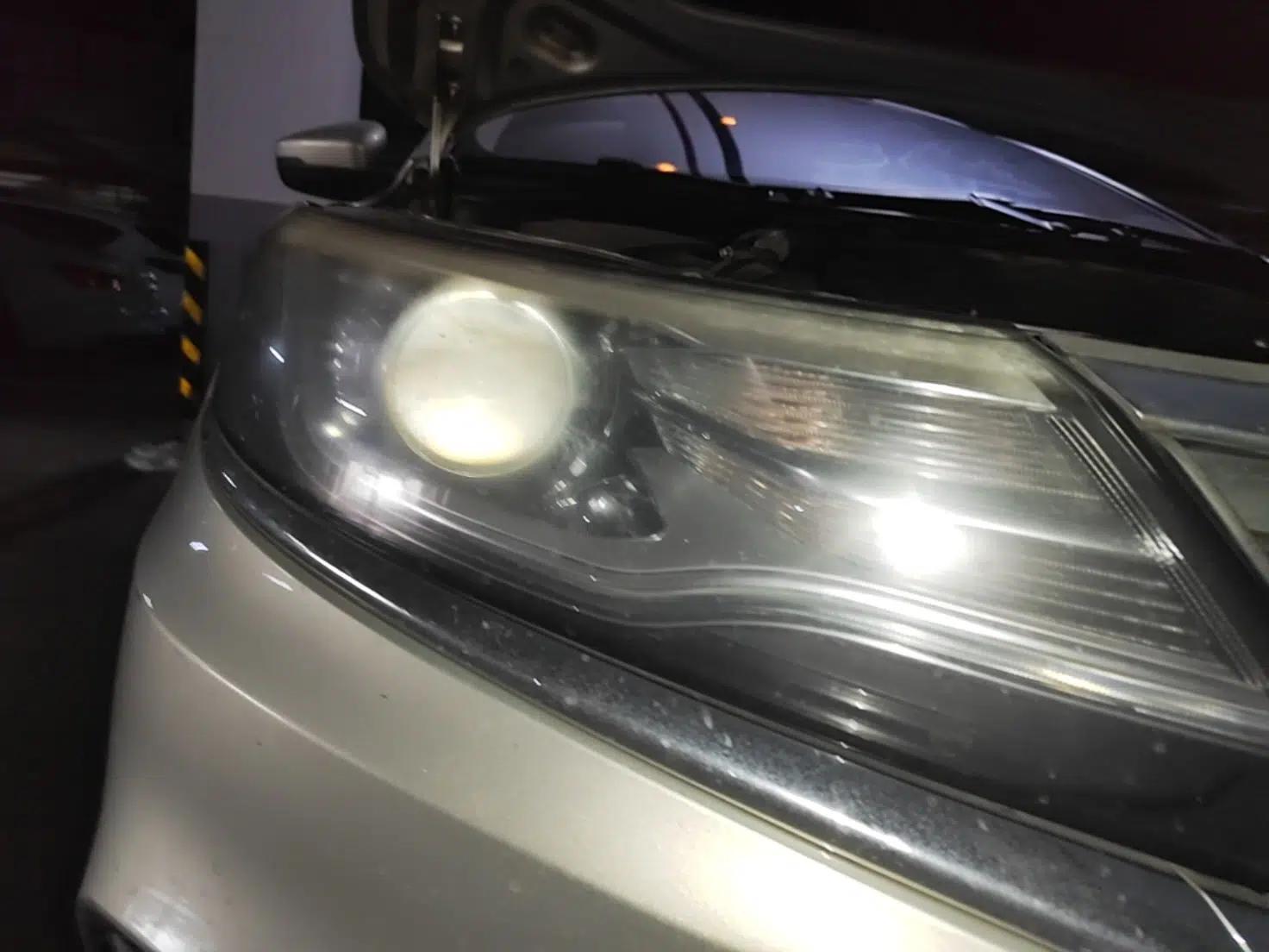 Roewe i6 New Energy 2017 45T Hybrid Connect & Smart Enjoyment Edition — миниатюра 7
