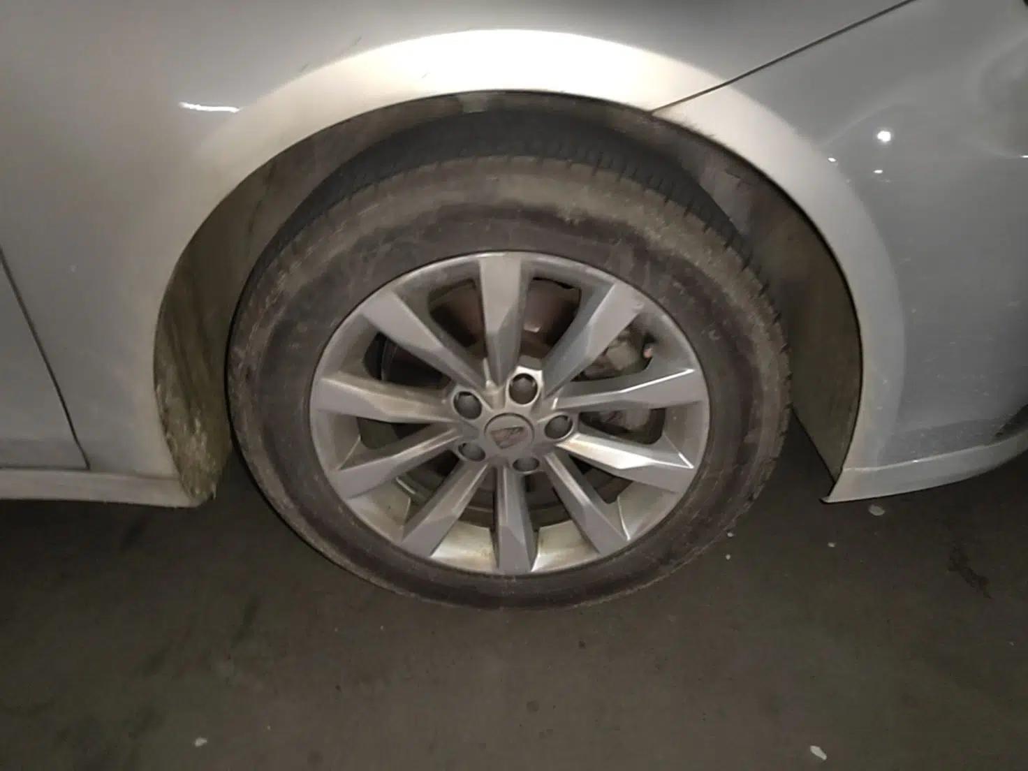 Roewe i6 New Energy 2017 45T Hybrid Connect & Smart Enjoyment Edition — миниатюра 8