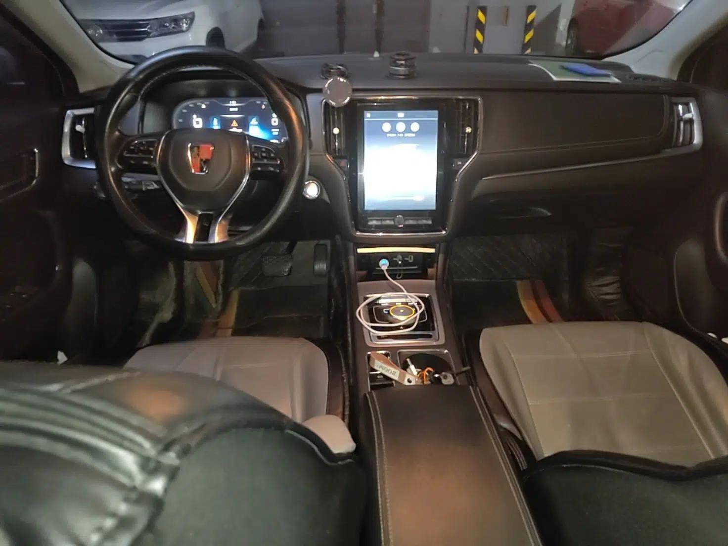 Roewe i6 New Energy 2017 45T Hybrid Connect & Smart Enjoyment Edition — миниатюра 9