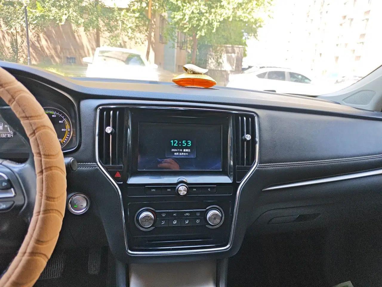 Roewe i6 New Energy 2019 PLUS 50T 4G Connected Glory Luxury Edition — миниатюра 13