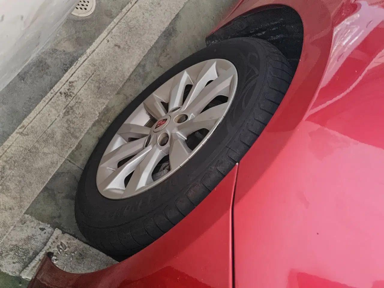 Roewe i6 New Energy 2017 45T Hybrid Connect & Smart Enjoyment Edition — миниатюра 8