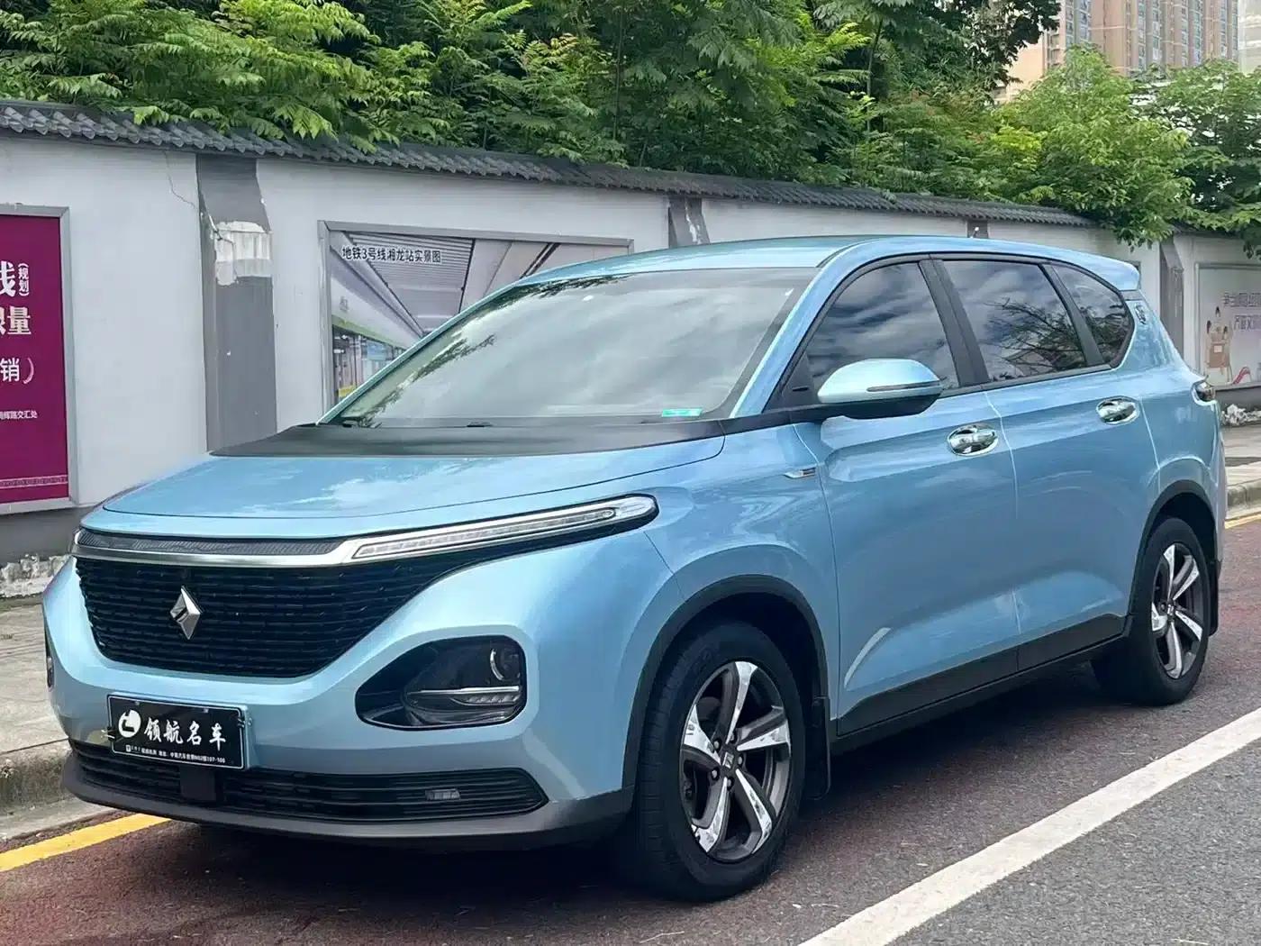Baojun RM-5 2019 1.5L CVT 24-Hour Online Elite 6-Seater — миниатюра 2