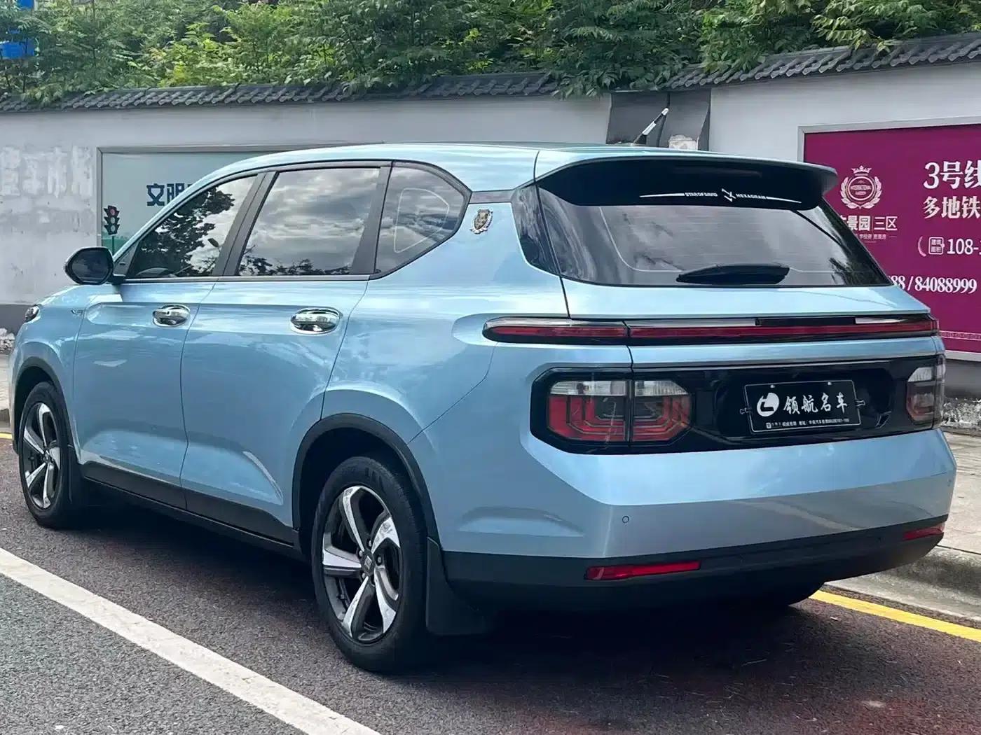 Baojun RM-5 2019 1.5L CVT 24-Hour Online Elite 6-Seater — миниатюра 6