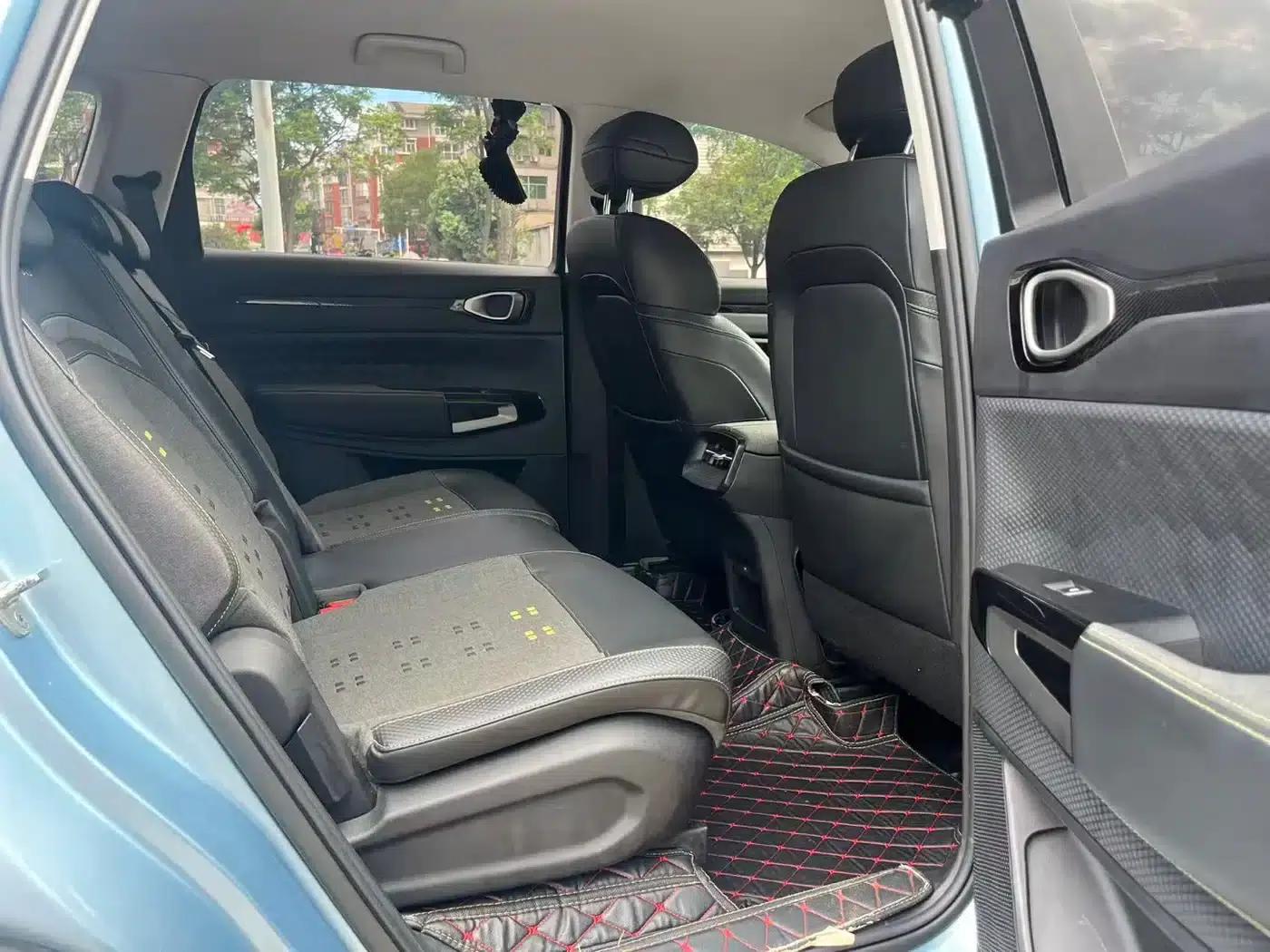 Baojun RM-5 2019 1.5L CVT 24-Hour Online Elite 6-Seater — миниатюра 8